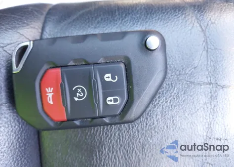 2021 Jeep Wrangler Unlimited Rubicon 4X4 z USA, uszkodzony, nr VIN 1C4JJXFM0MW520156